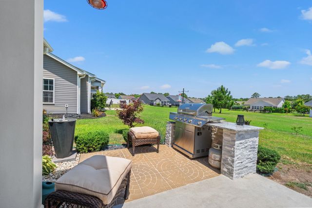 3708 Park Pointe Ave., Little River, SC 29566