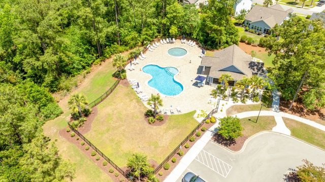 3708 Park Pointe Ave., Little River, SC 29566