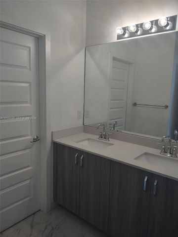 640 Pioneer Way 640, Royal Palm Beach, FL 33411