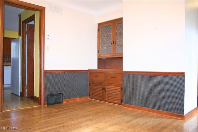 26600 Osborn Road, Bay Village, OH 44140