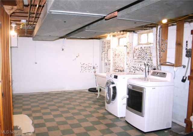 26600 Osborn Road, Bay Village, OH 44140