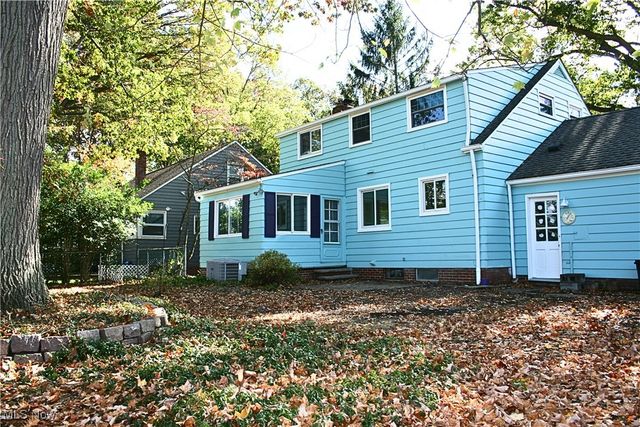 26600 Osborn Road, Bay Village, OH 44140