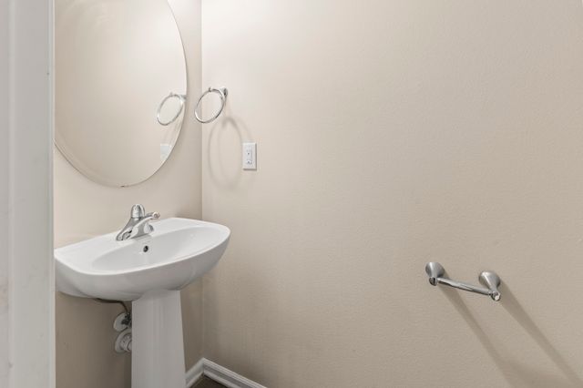 226 SE Booth Avenue, Waukee, IA 50263