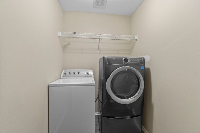 226 SE Booth Avenue, Waukee, IA 50263