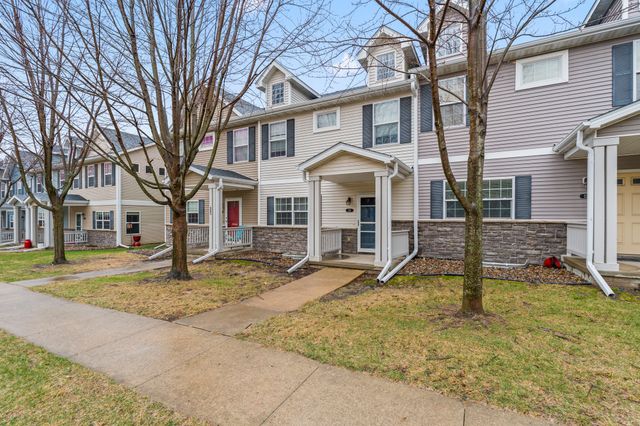 226 SE Booth Avenue, Waukee, IA 50263