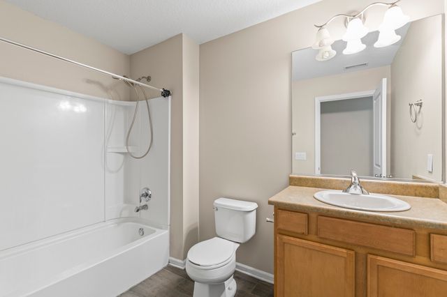 226 SE Booth Avenue, Waukee, IA 50263