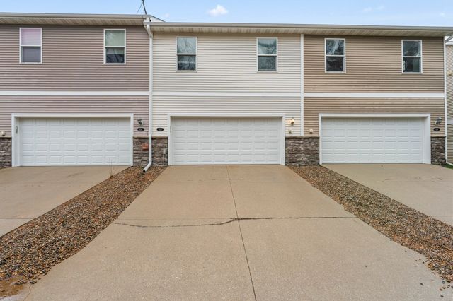 226 SE Booth Avenue, Waukee, IA 50263