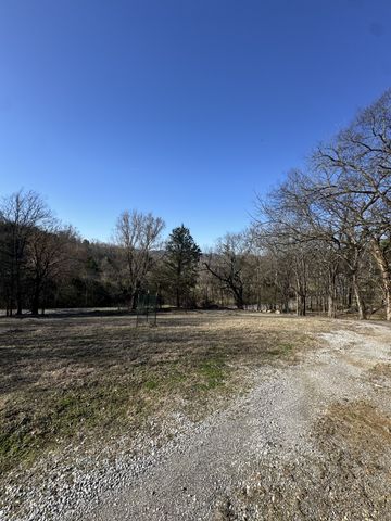 36 Hartsville Pike, Carthage, TN 37030