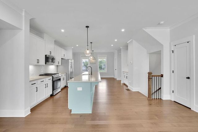 156 Meadow Mill Road, Woodstock, GA 30188