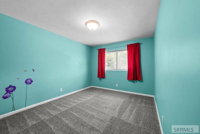 1896 Jeppson Avenue, Idaho Falls, ID 83404