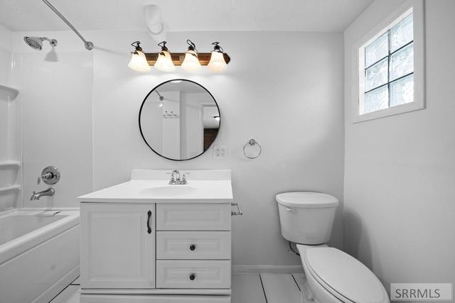 1896 Jeppson Avenue, Idaho Falls, ID 83404