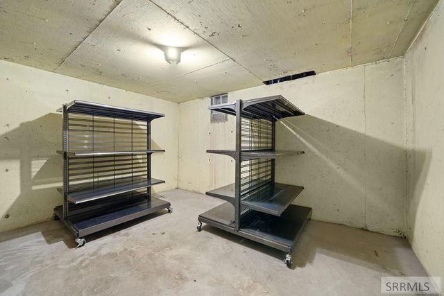 1896 Jeppson Avenue, Idaho Falls, ID 83404