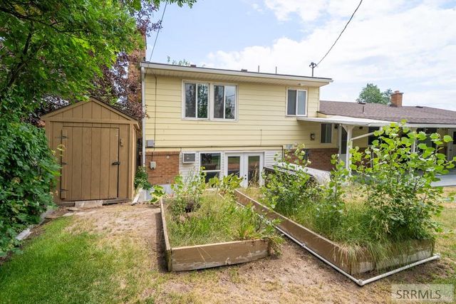 1896 Jeppson Avenue, Idaho Falls, ID 83404