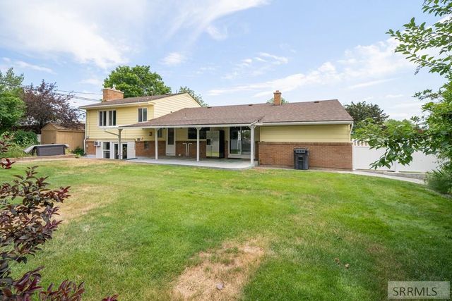 1896 Jeppson Avenue, Idaho Falls, ID 83404