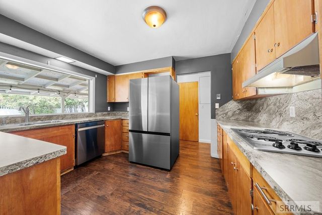 1896 Jeppson Avenue, Idaho Falls, ID 83404