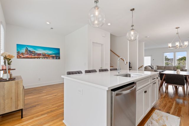 225 Sterling Point Cir, Nashville, TN 37209