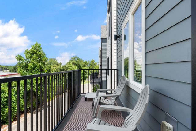 225 Sterling Point Cir, Nashville, TN 37209