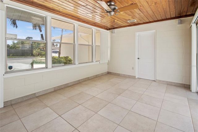 214 49TH STREET W, Bradenton, FL 34209