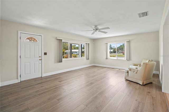 214 49TH STREET W, Bradenton, FL 34209