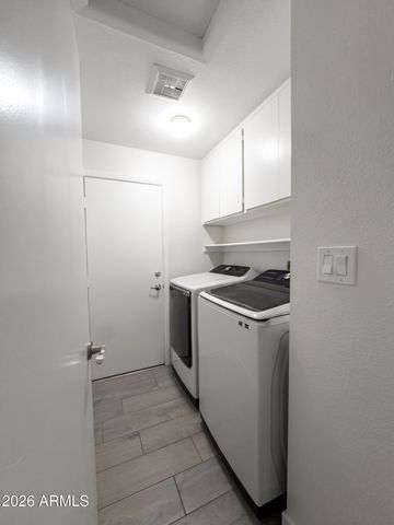4222 E WINNETKA Drive, Phoenix, AZ 85044
