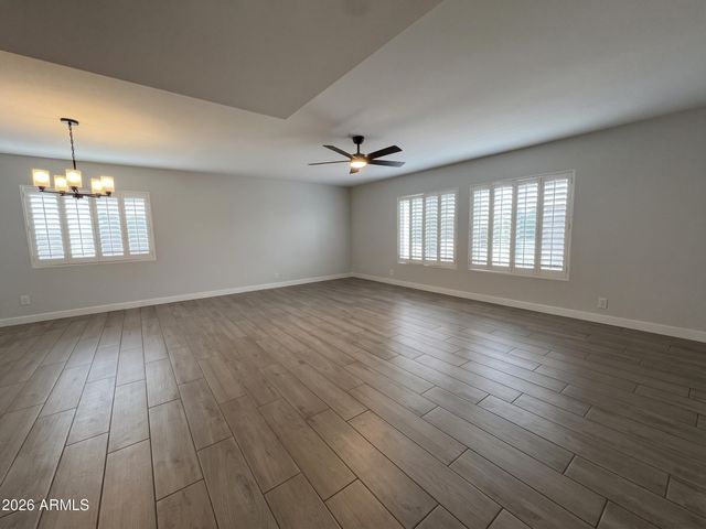 4222 E WINNETKA Drive, Phoenix, AZ 85044