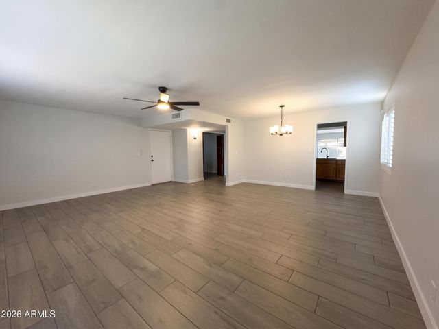 4222 E WINNETKA Drive, Phoenix, AZ 85044