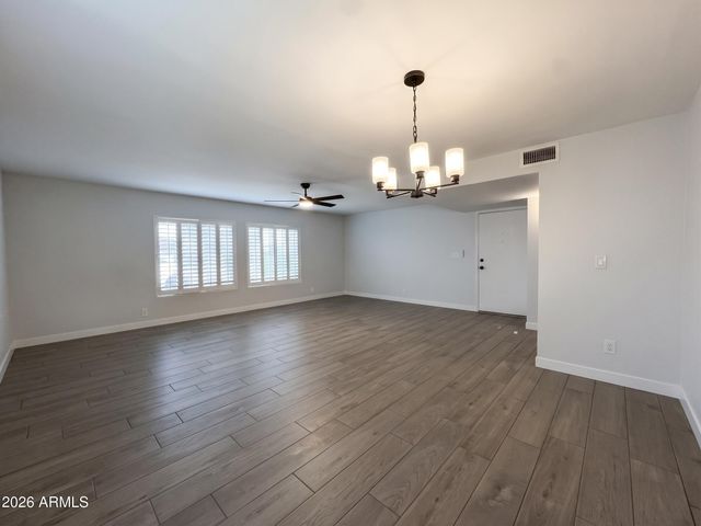 4222 E WINNETKA Drive, Phoenix, AZ 85044