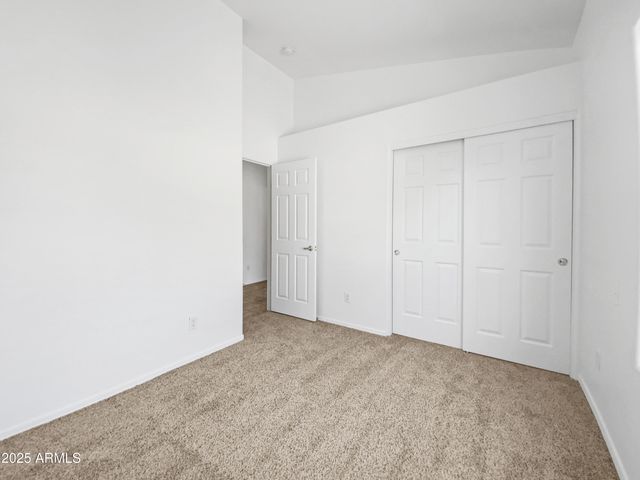 8864 E RAINIER Drive, Gold Canyon, AZ 85118