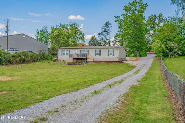 9921 Hall Drive, Knoxville, TN 37923