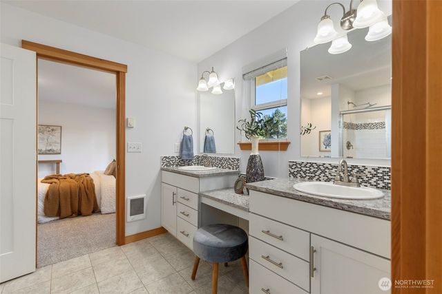 8498 Illahee Road NE, Bremerton, WA 98311