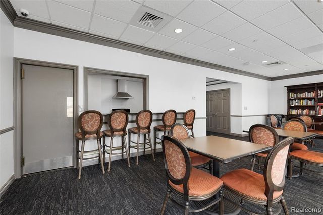 250 E Harbortown Drive 1209, Detroit, MI 48207