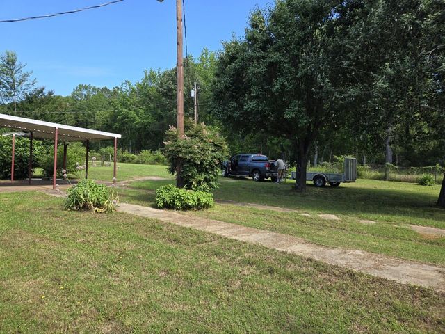 1667 Eden Hall Road, Bradley, SC 29819