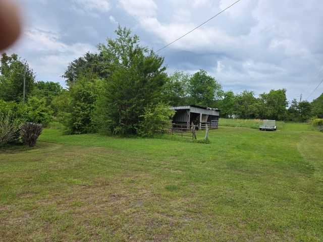 1667 Eden Hall Road, Bradley, SC 29819