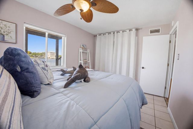 333 Bluefish Drive 102, Fort Walton Beach, FL 32548