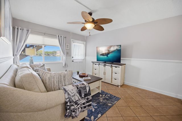 333 Bluefish Drive 102, Fort Walton Beach, FL 32548