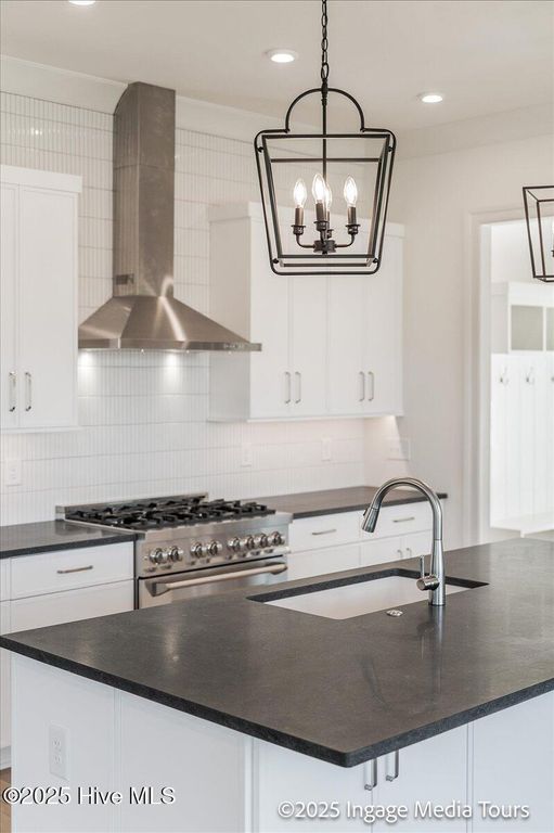 Image 15 of property listing at 90 Pinewood Cove, Snow Hill, NC 28580