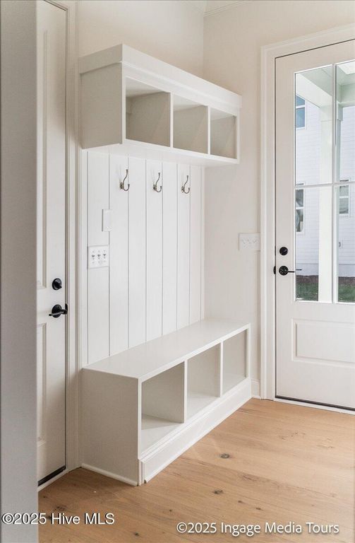 Image 27 of property listing at 90 Pinewood Cove, Snow Hill, NC 28580