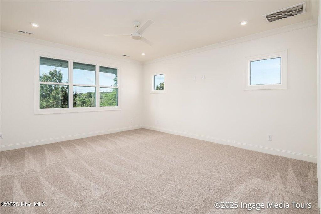 Image 30 of property listing at 90 Pinewood Cove, Snow Hill, NC 28580