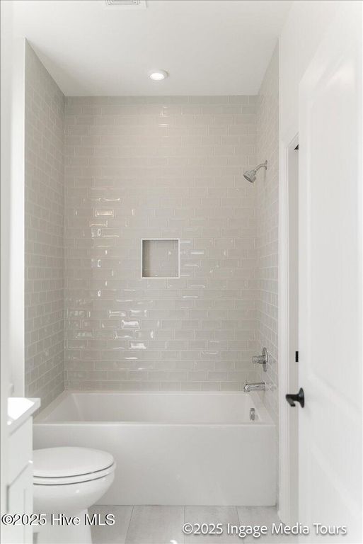 Image 43 of property listing at 90 Pinewood Cove, Snow Hill, NC 28580