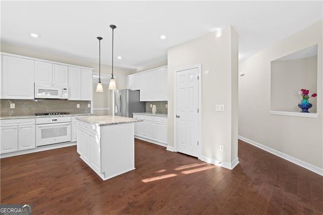 3010 Lakeside Court, Johns Creek, GA 30005