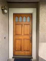 521 W Duarte E, Monrovia, CA 91016