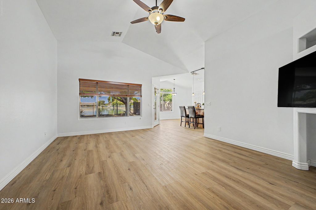 1814 N 108TH Avenue, Avondale, AZ 85392 — photo 5