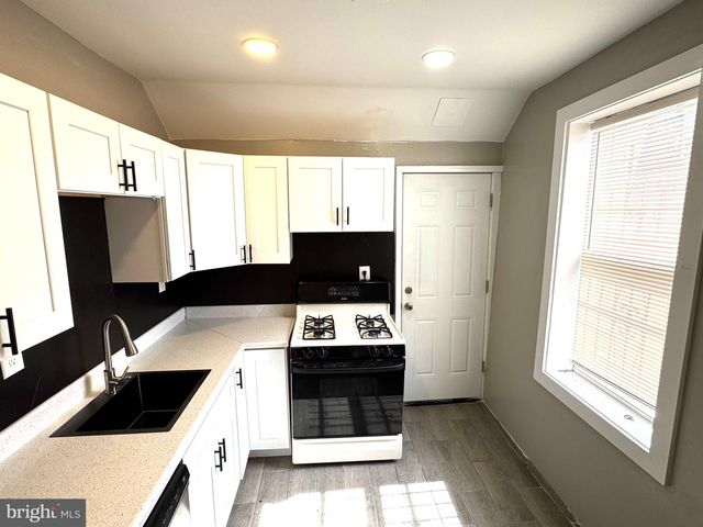 2957 N SYDENHAM ST, Philadelphia, PA 19132