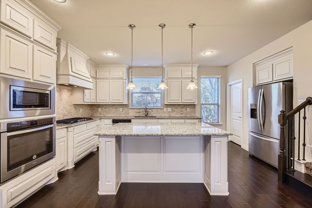 6700 Lost Star Lane, Fort Worth, TX 76132