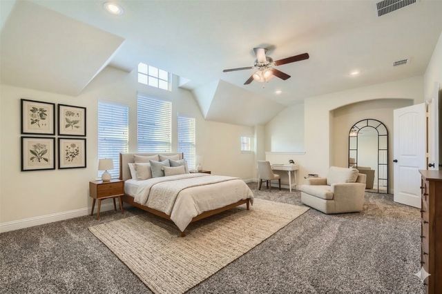 6700 Lost Star Lane, Fort Worth, TX 76132