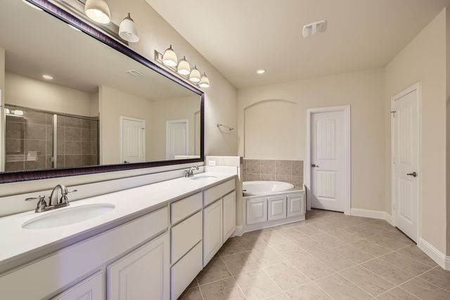 6700 Lost Star Lane, Fort Worth, TX 76132