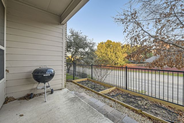 6700 Lost Star Lane, Fort Worth, TX 76132