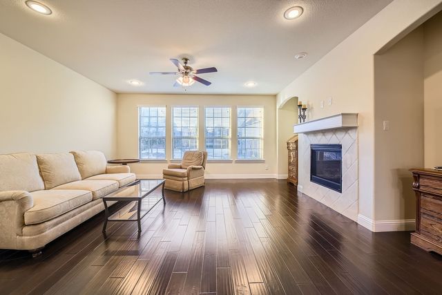 6700 Lost Star Lane, Fort Worth, TX 76132