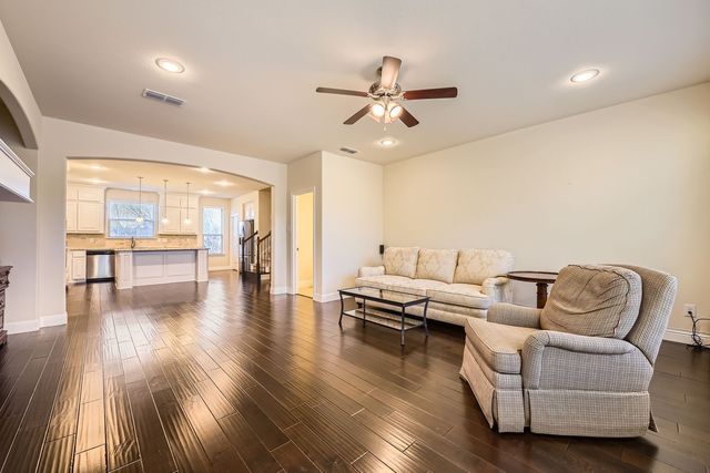 6700 Lost Star Lane, Fort Worth, TX 76132