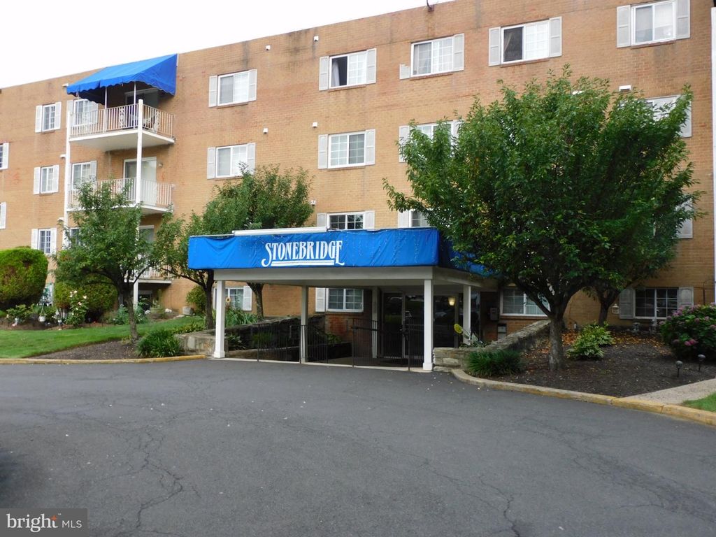 300 BYBERRY RD #L14, Philadelphia, PA 19116 — photo 2